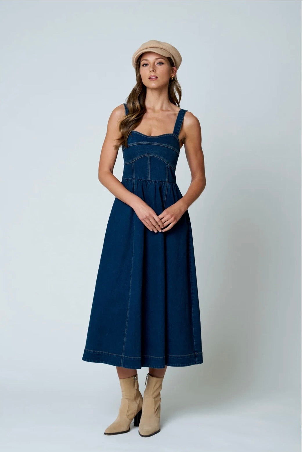 B6FD1020 SWEETHEART CORSET SEAM DETAIL DENIM MIDI DRESS