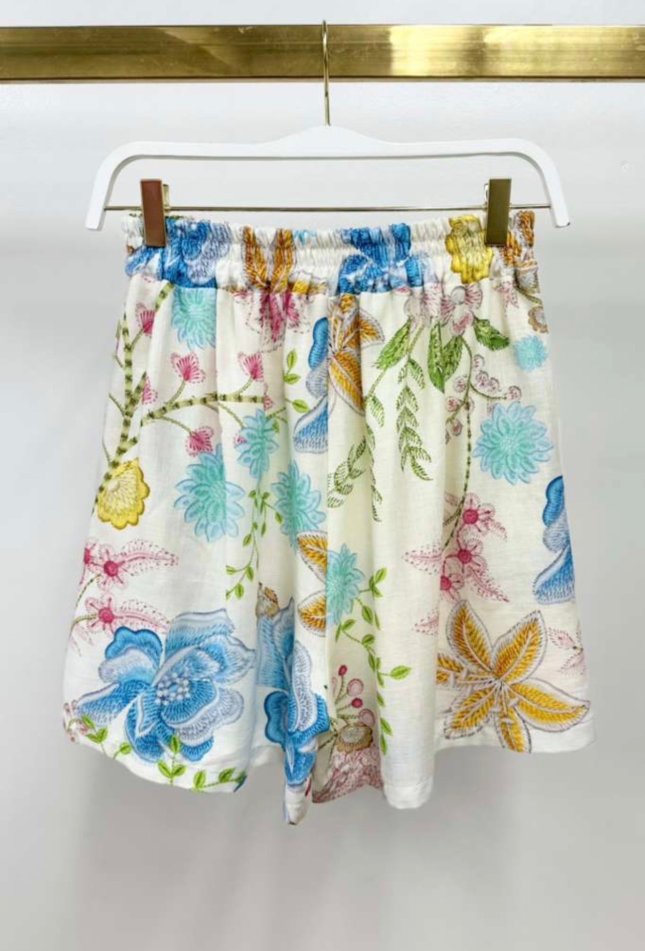 77010L024 Stitch Floral Print Shorts