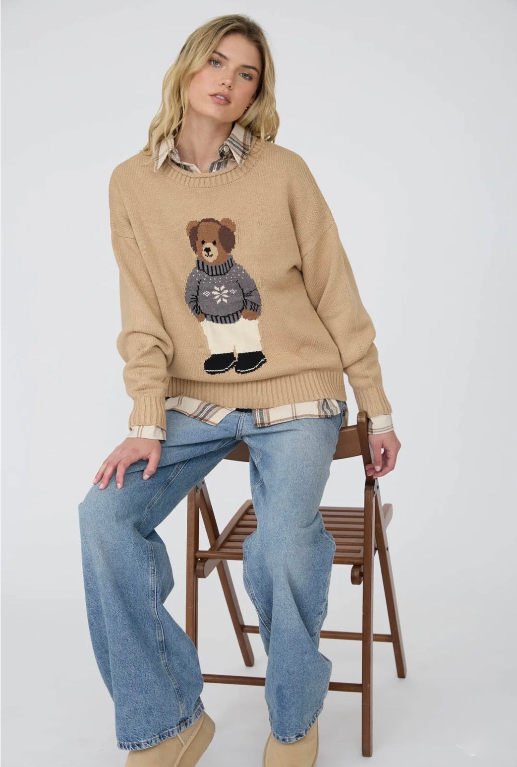 J6FT1016 TEDDY BEAR CREW NECK INTARSIA KNIT SWEATER