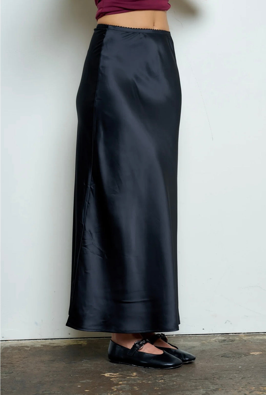 TW1491 SATIN SLIP MIDI SKIRT