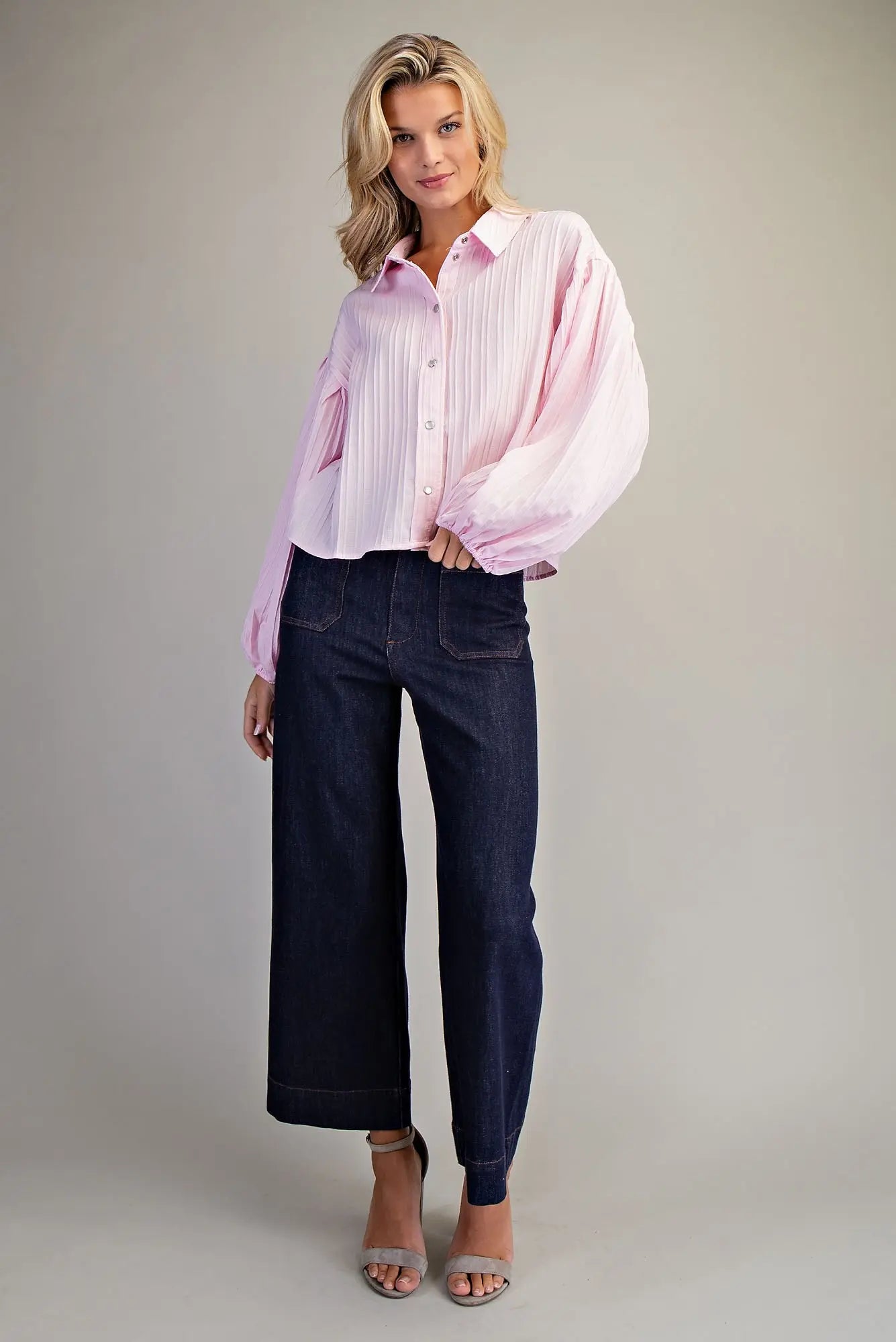 K9500 Bubble Sleeve Button Down Blouse