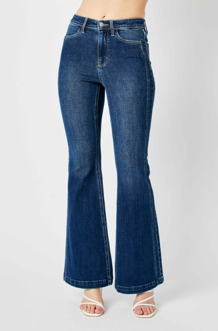82538REG JUDY BLUE Kelly High Rise Angled Side Seam Flare Jeans