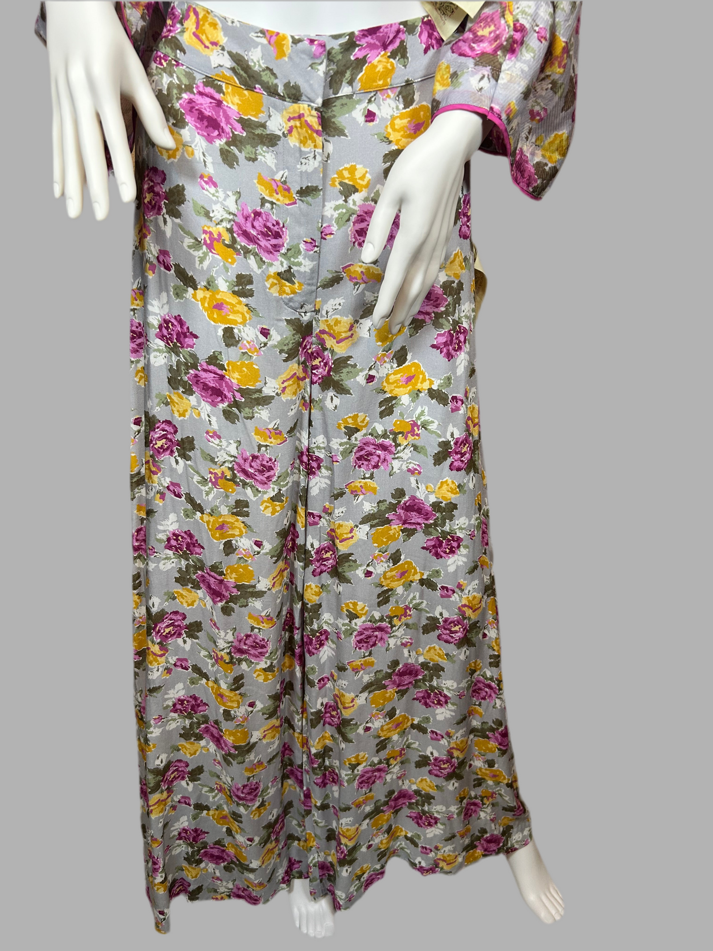 ARATTA Gray Floral Palazzo Pants