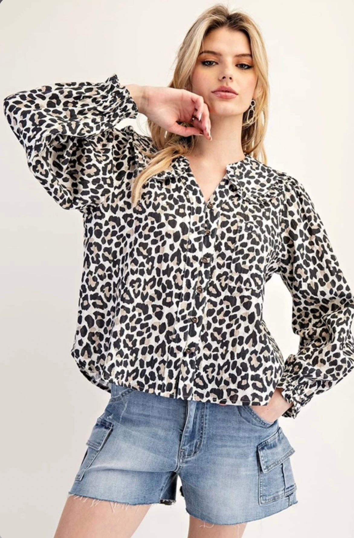 TH12632 CHEETAH PRINTED LONG SLEEVE TOP