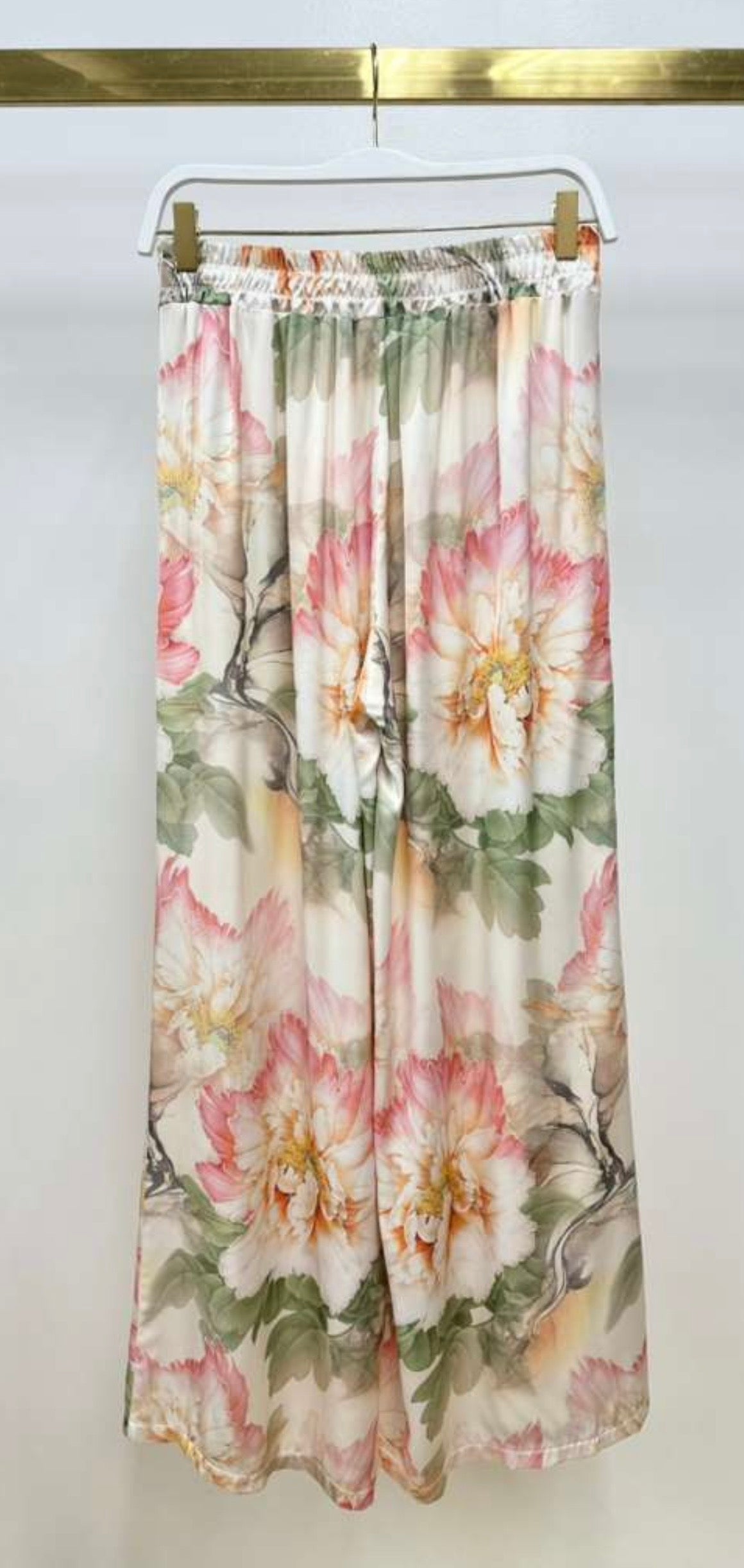 77008V020PNTS Water Color Peony Print Pants