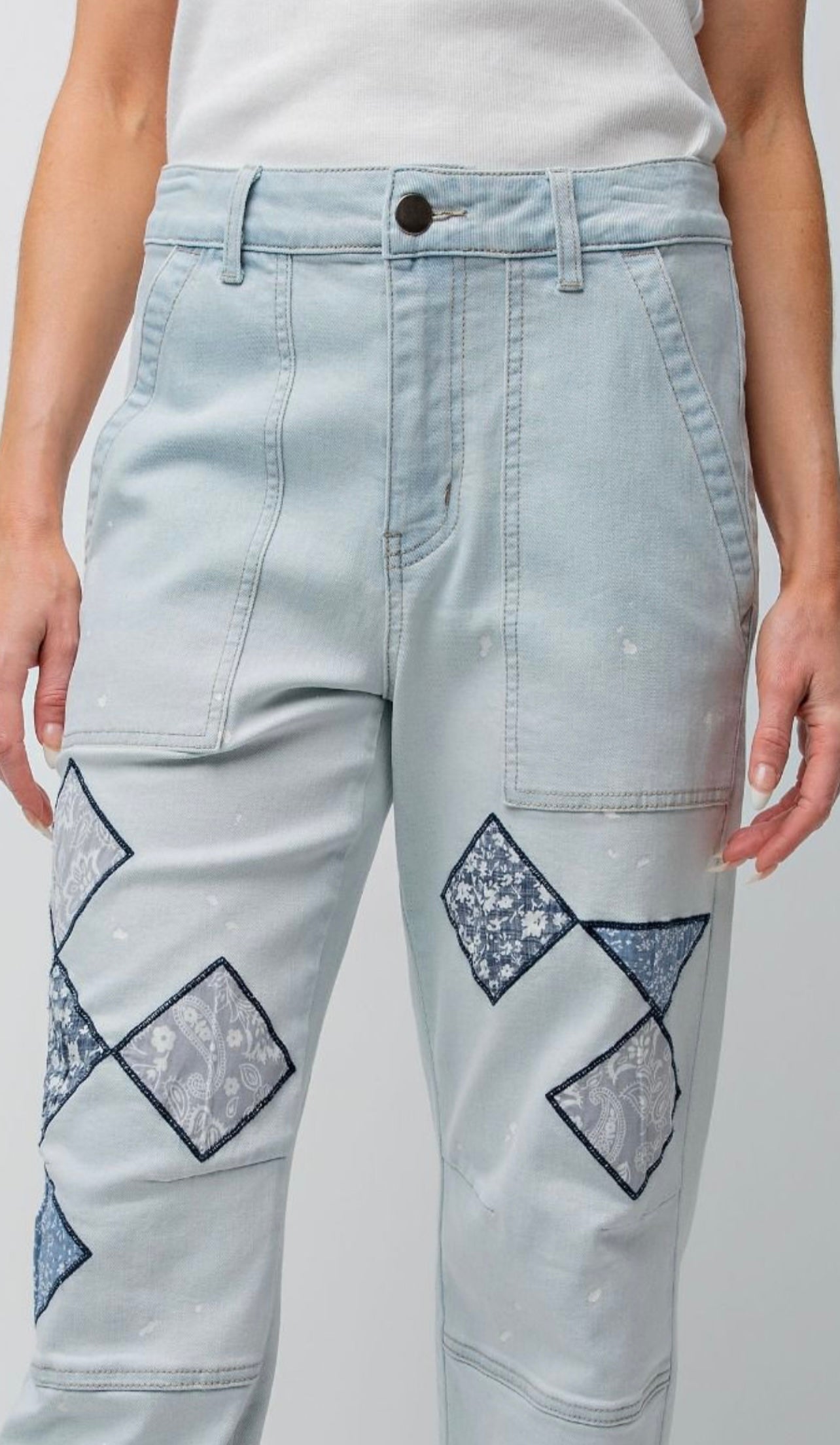 EB41187 Washed Denim with patches