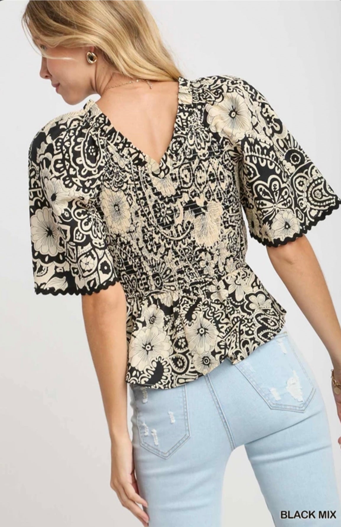 R0683 Two Tone Paisley Print Top- Black Mix