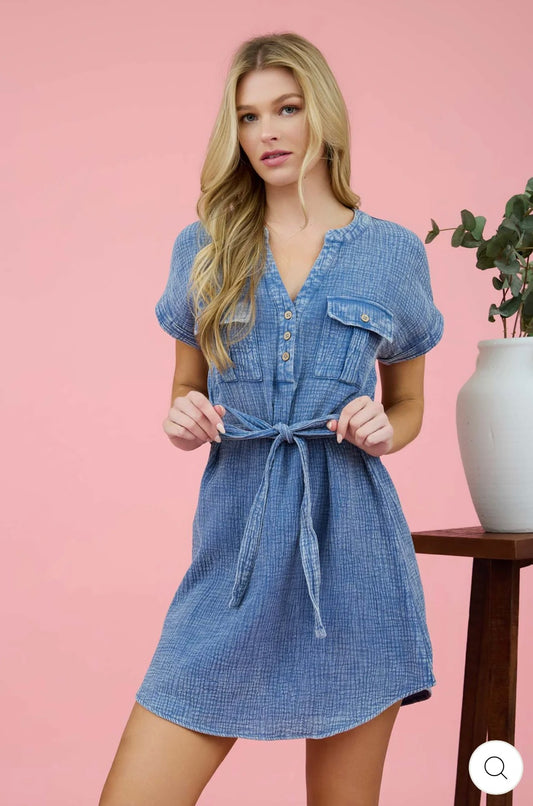 CR2400 WASHED HALF BUTTON WAIST TIE MINI DRESS