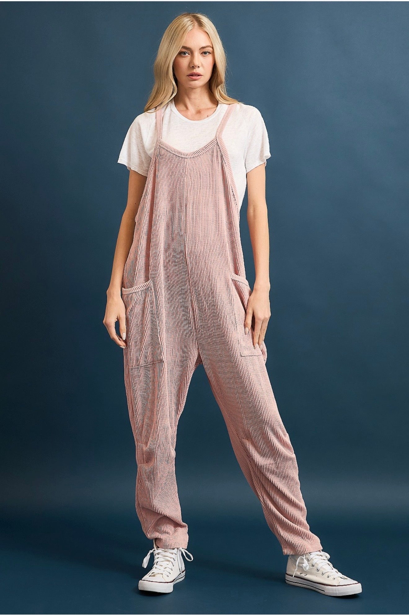 WMJ3264A Wave Ribbed Sleeveless Jumpsuit with Pockets