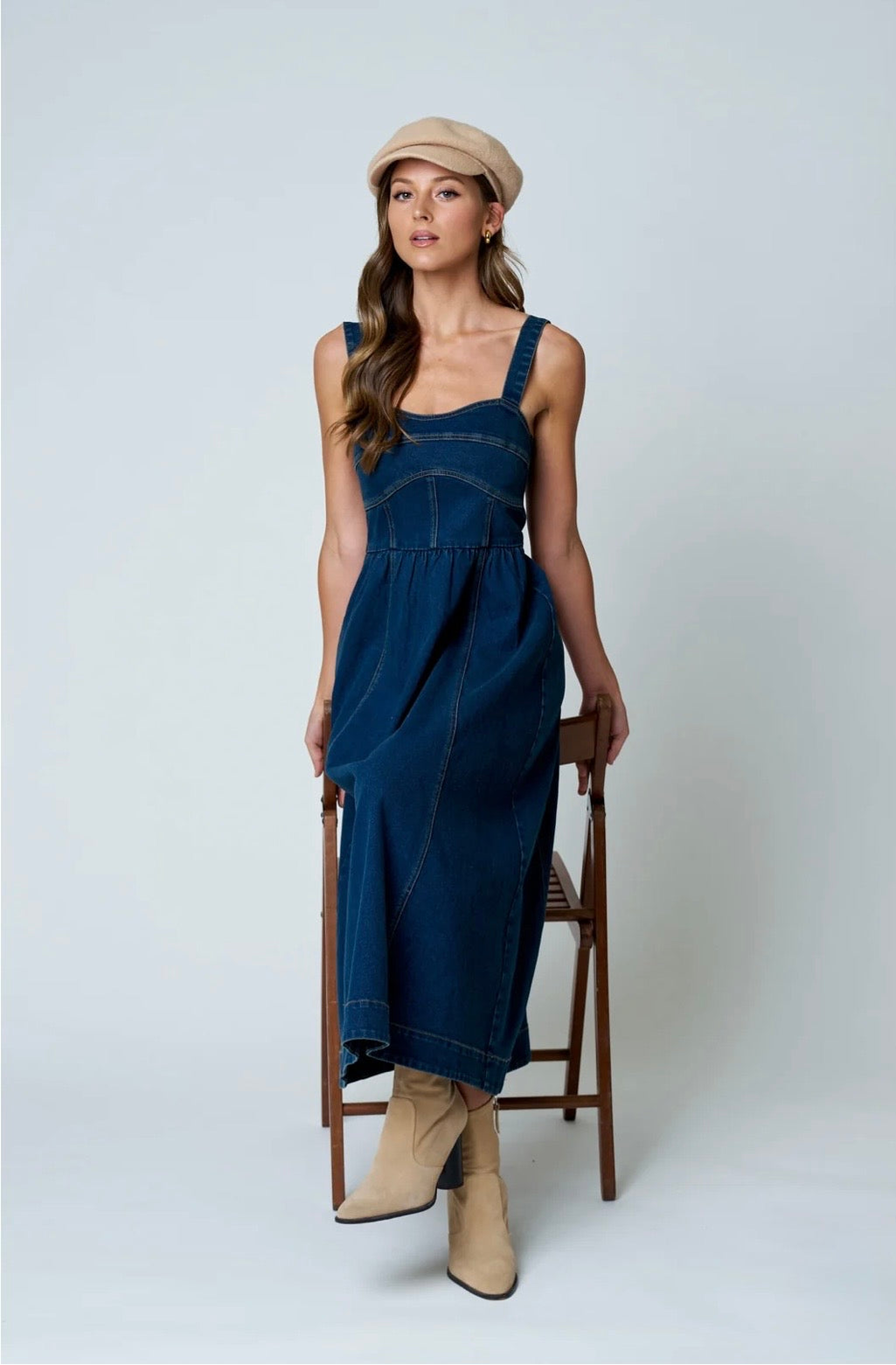 B6FD1020 SWEETHEART CORSET SEAM DETAIL DENIM MIDI DRESS