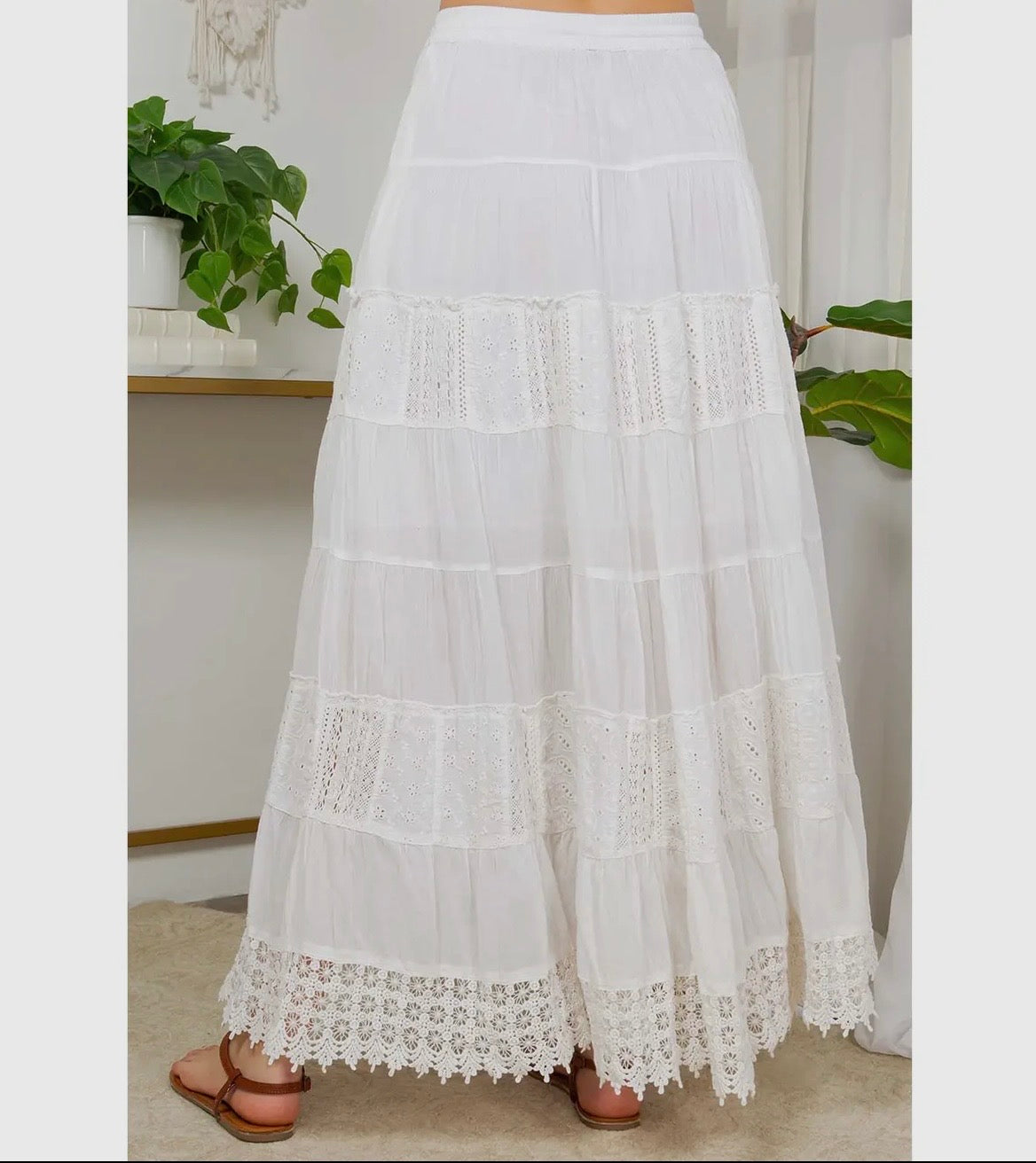 SK44107- Seven Tiered Crinkle Lace Patchwork Skirt with Pockets