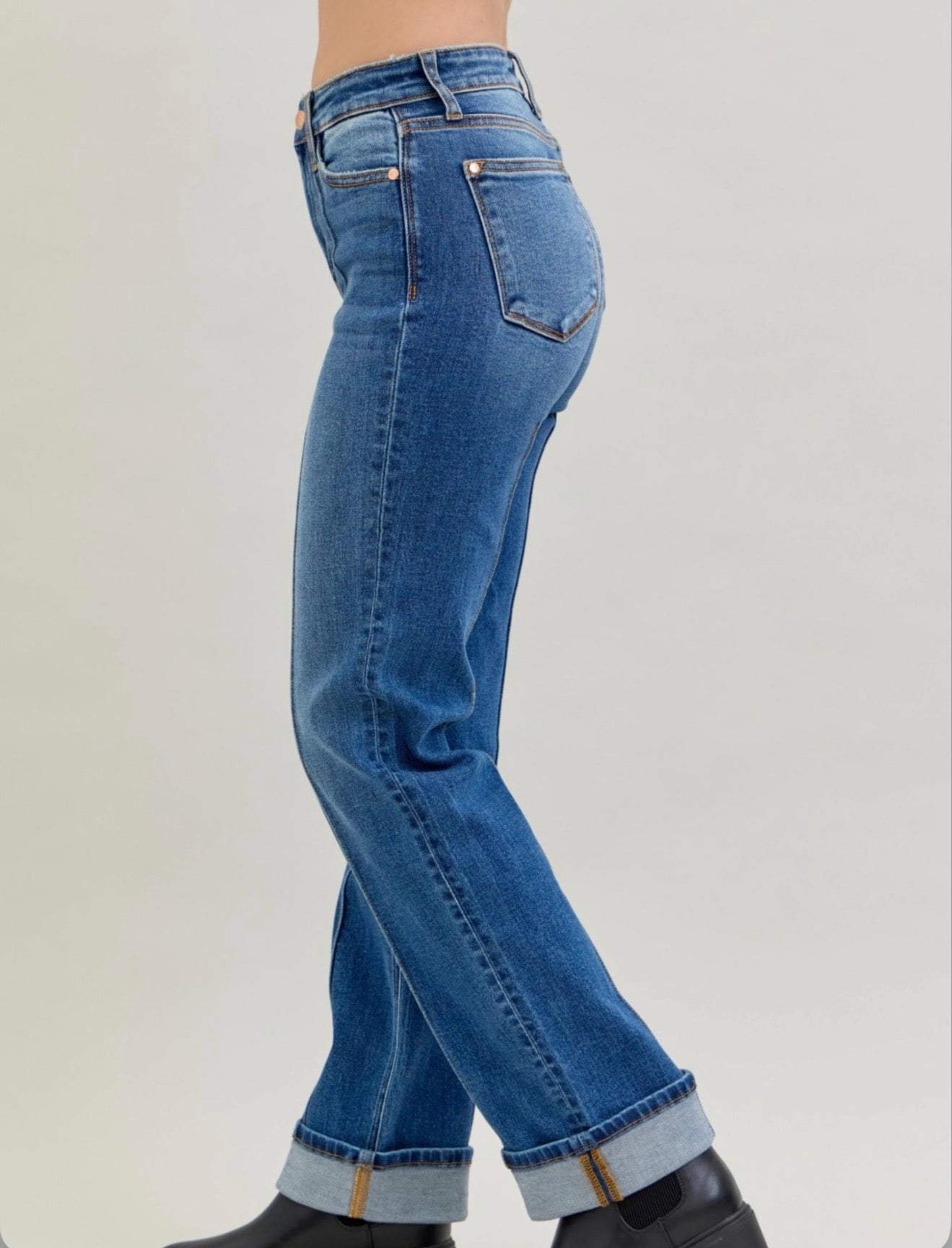 82571REG Judy Blue Jeans HW Front Seam Detail & Cuffed Straight