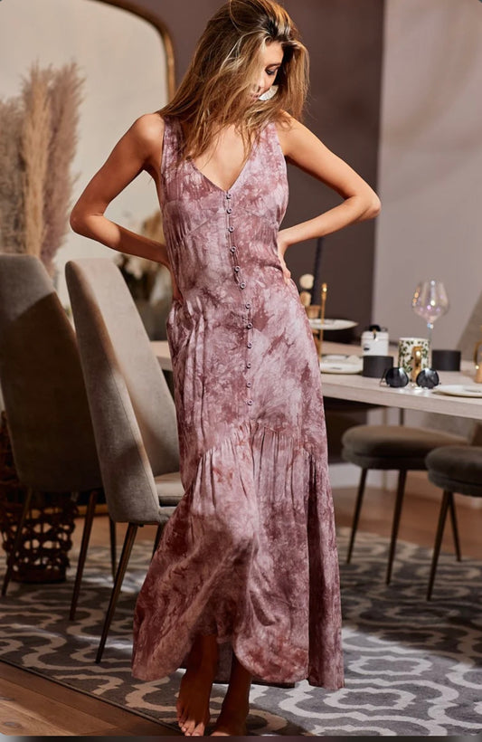 IP5062 Tie-Die Sleeveless V-Neck Dress