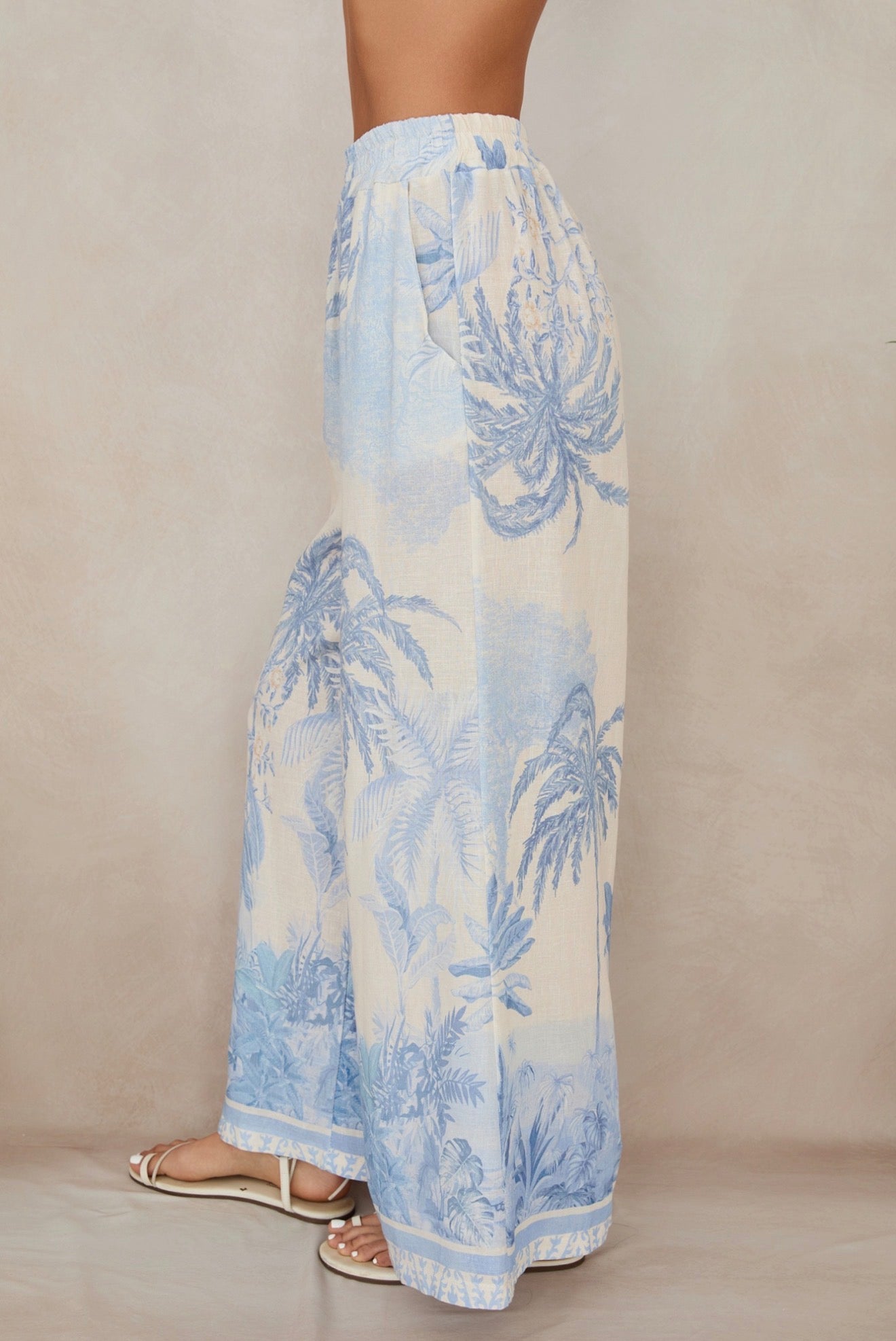 77008L001 Tropical Palm Tree Wide Leg Linen Pants