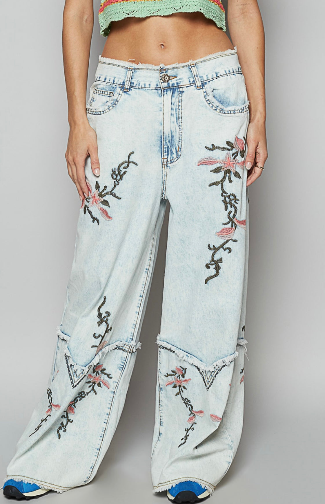 WYP4 Roomy fit bottom in twill with Western-inspired cuffs featuring X-stitch detail