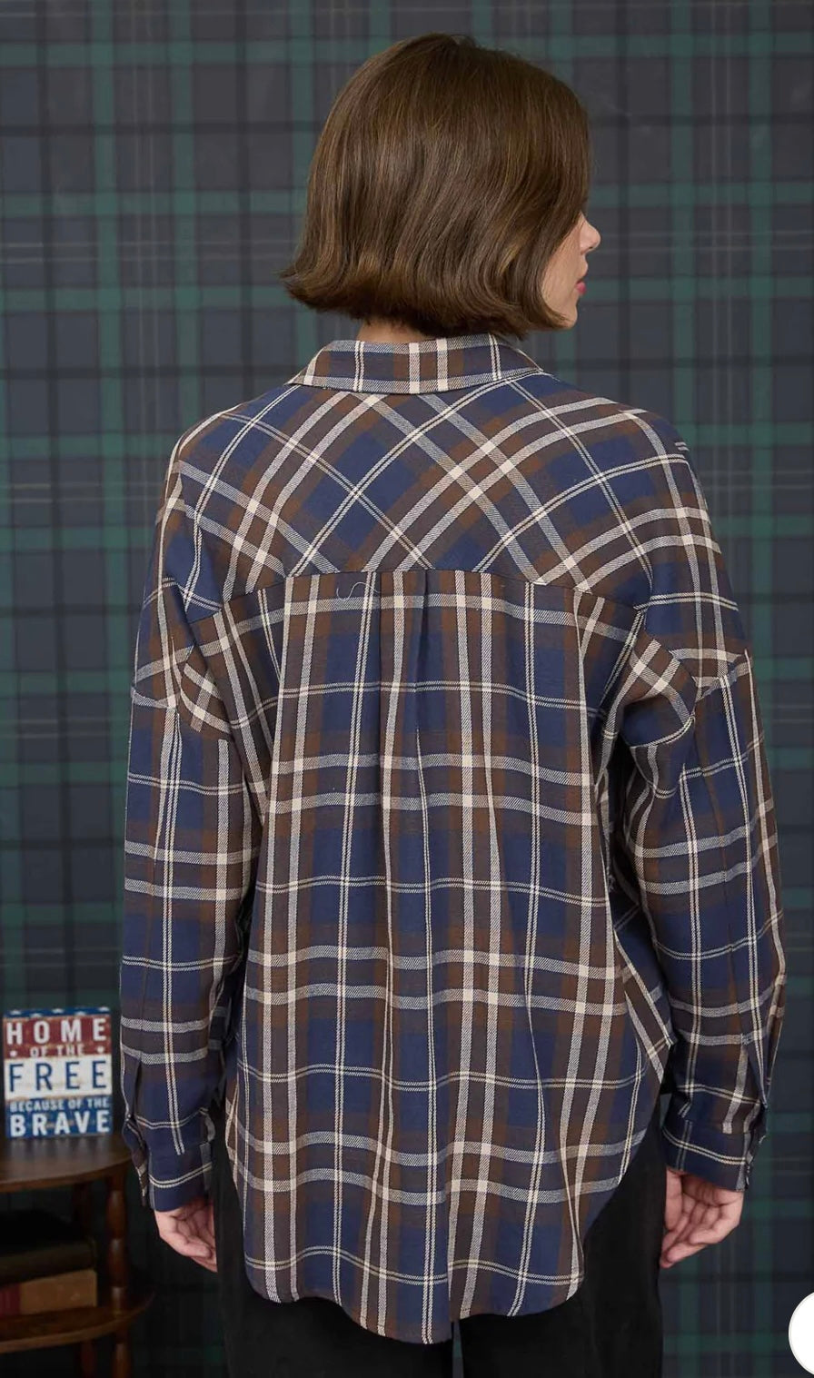 J5ST1030 PLAID BUTTON DOWN POCKET DETAIL LONG SLEEVE SHIRT-Black Only