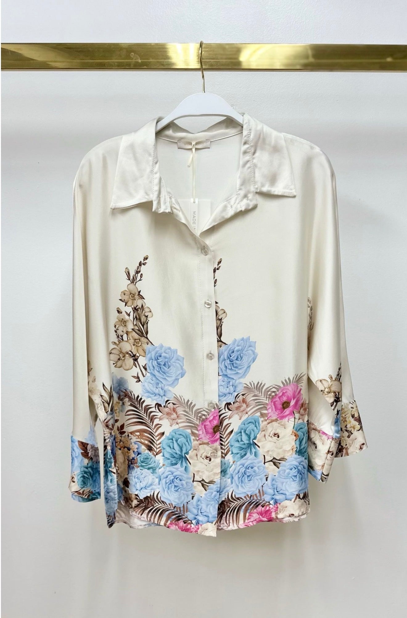 77009TOP Floral Silky Button Down Collar Top