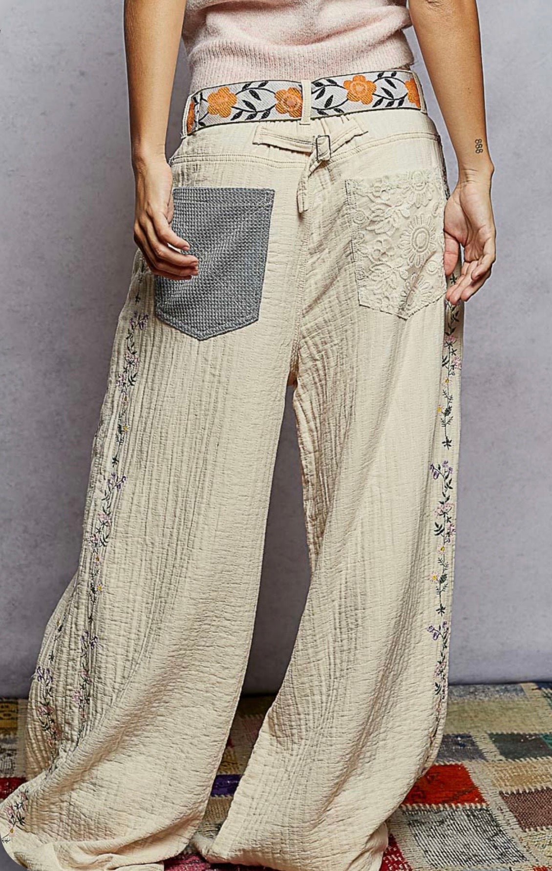 WYP46 Cream Floral Embroidery Contrast Thermal Pant