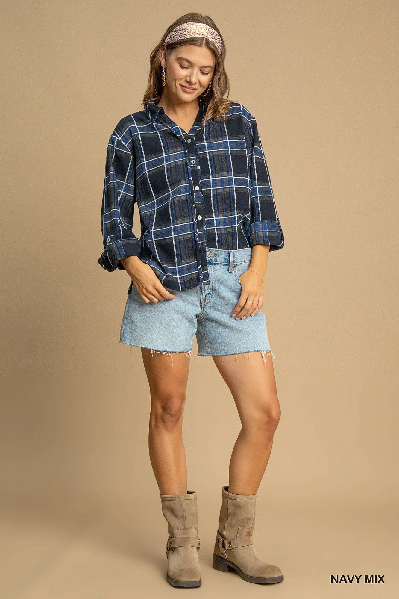 K8972 Checkered Button Down Shirt