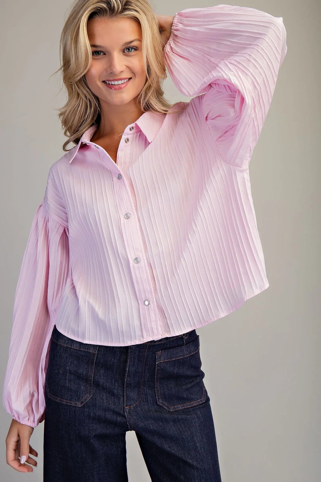 K9500 Bubble Sleeve Button Down Blouse