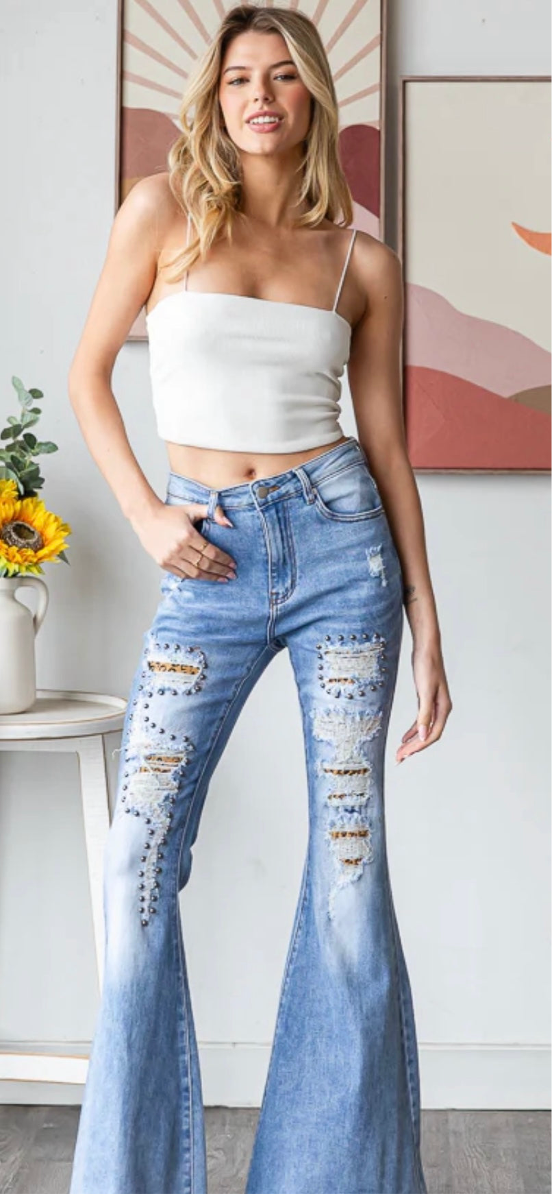 BP1142 | STUD DETAIL DISTRESSED STRECHY FLARE DENIM JEANS