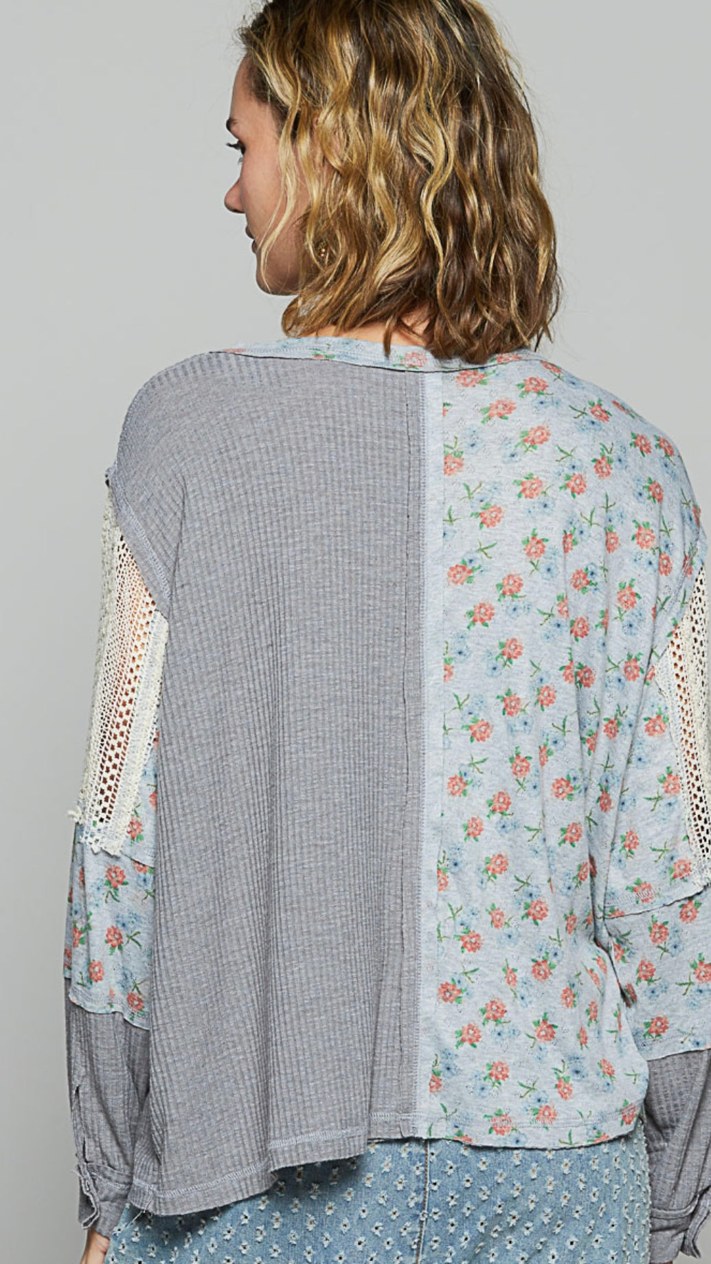 SMT2767 Designed in V-neck long sleeve roomy fit top in ribbed jersey with contrast fabric paneling