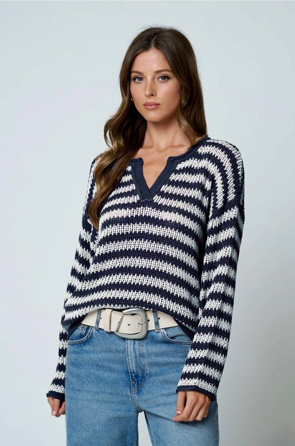 B6FT1030B STRIPE RAW EDGE SPLIT NECK SHEER KNIT SWEATER