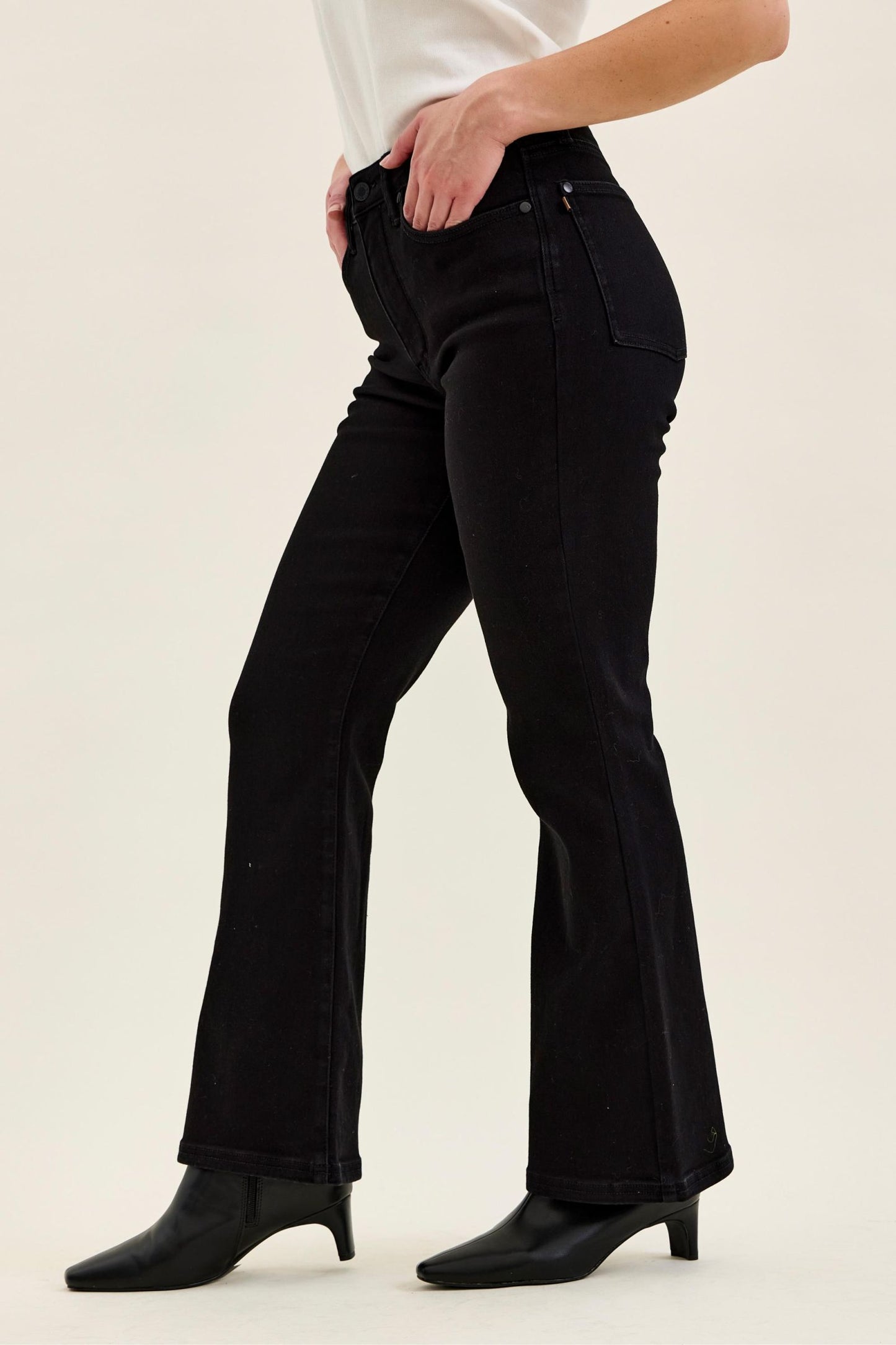 881484PT Judy Blue Black Boot Cut Jeans