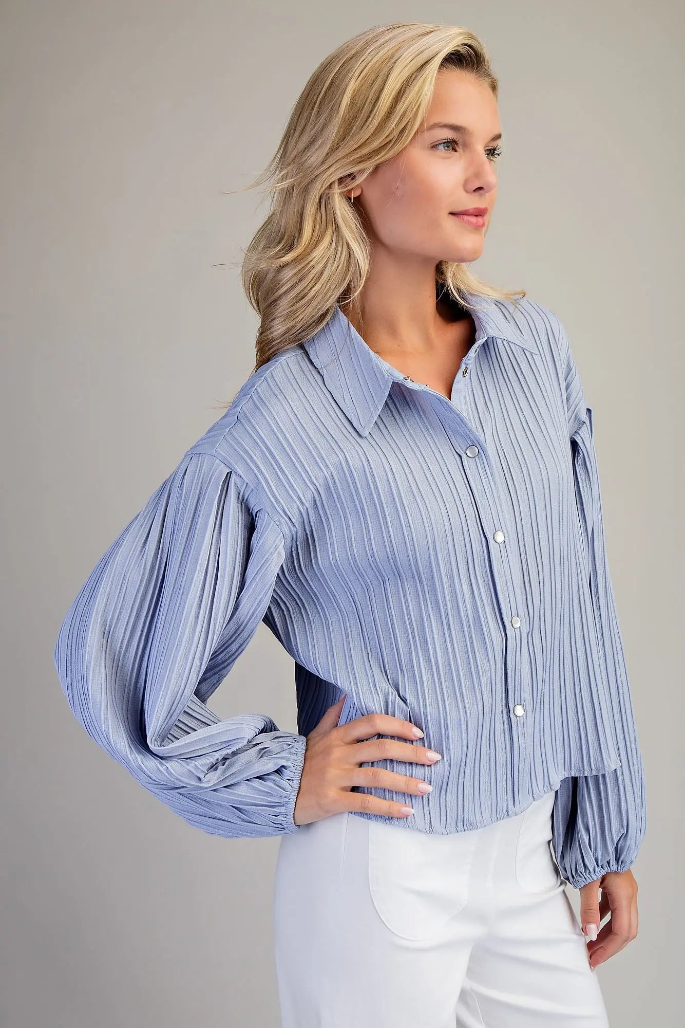 K9500 Bubble Sleeve Button Down Blouse