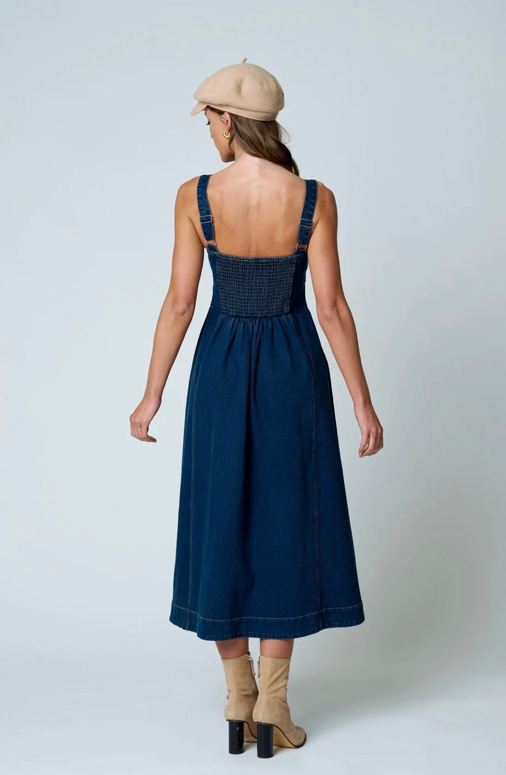 B6FD1020 SWEETHEART CORSET SEAM DETAIL DENIM MIDI DRESS