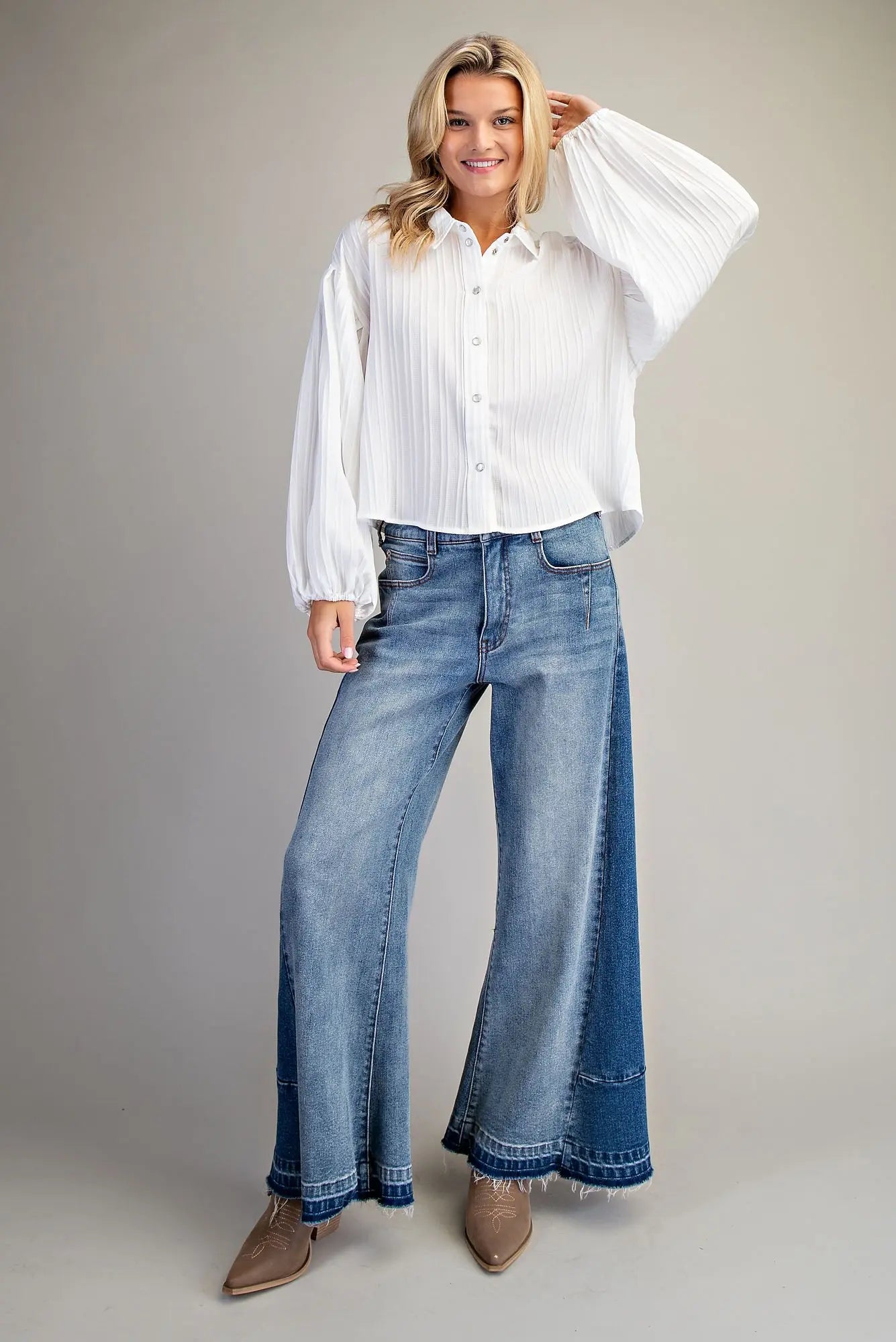 K9500 Bubble Sleeve Button Down Blouse