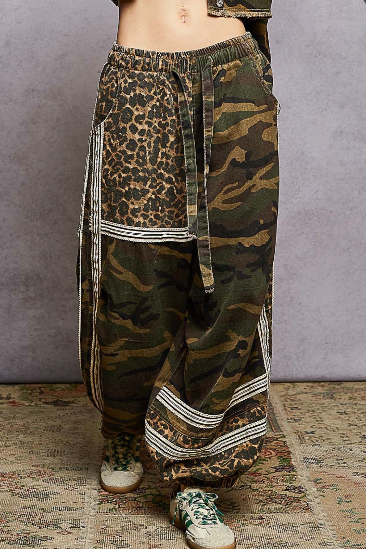 WYP38D POL Camouflage Patchwork Denim Jeans