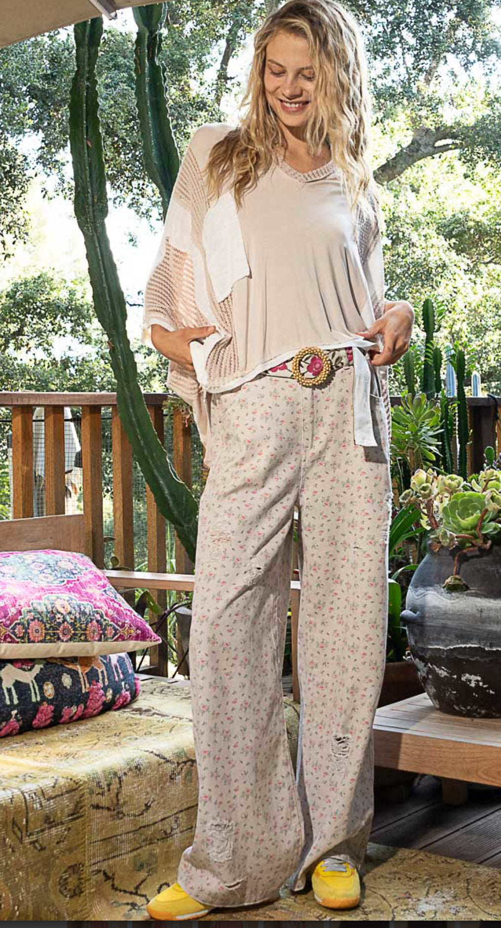 FKT887 V-neckline knit, Oversized Fit
