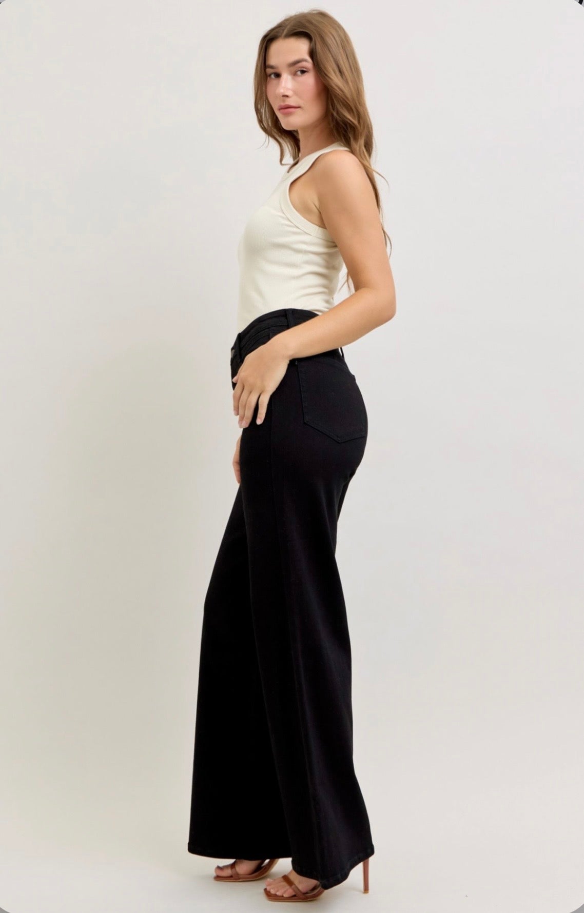 881074REG High Waisted Jeans with Front Yoke-Black