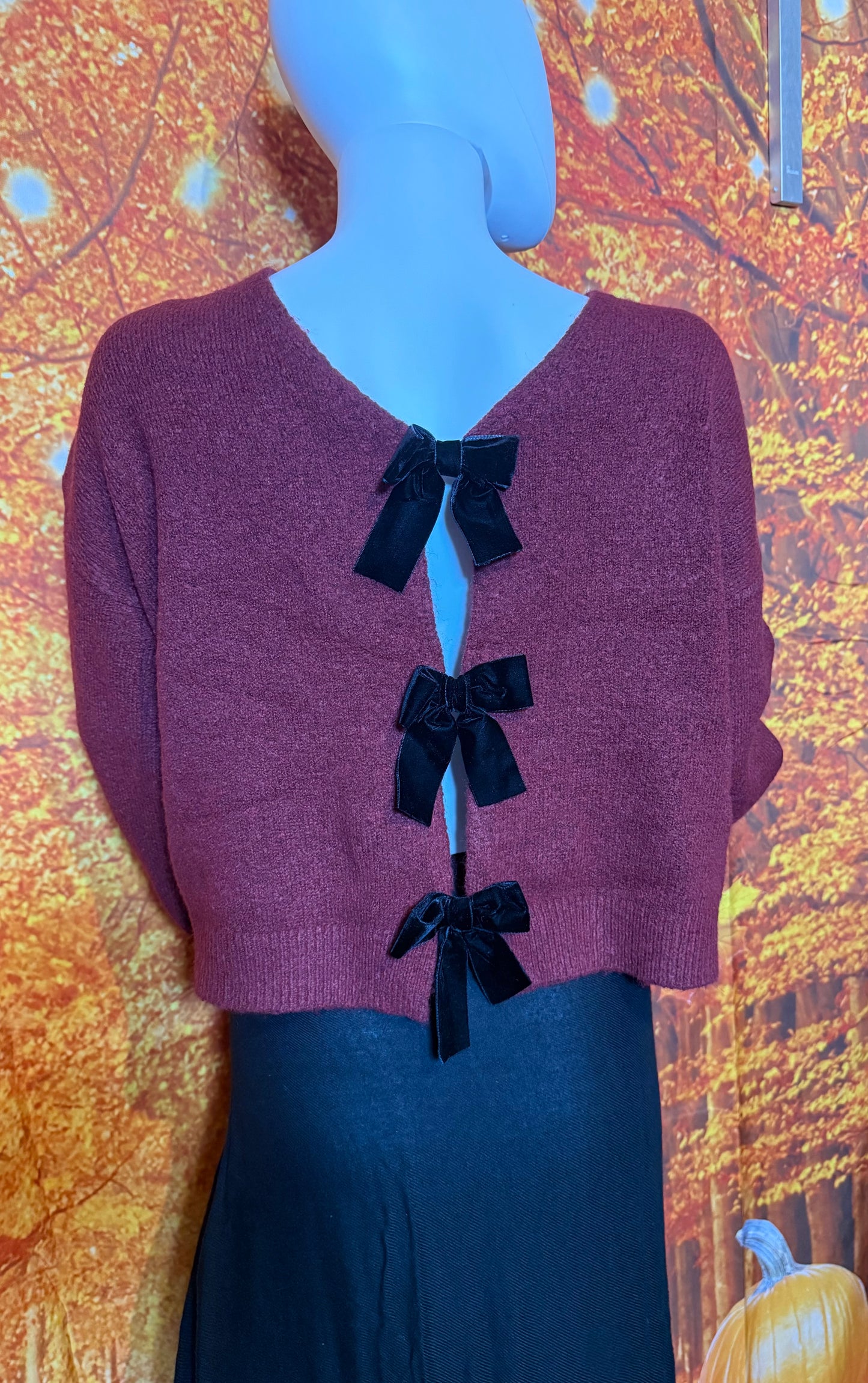 CR2737 BACK VELVET BOW DETAIL KNIT PULLOVER SWEATER