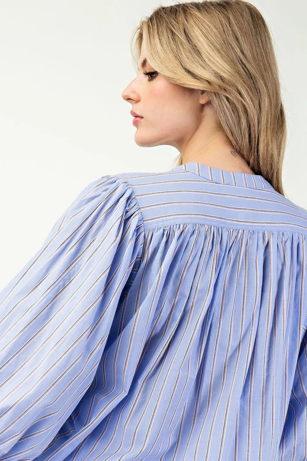 K11562 Striped 3/4 Sleeve Button Down Shirt