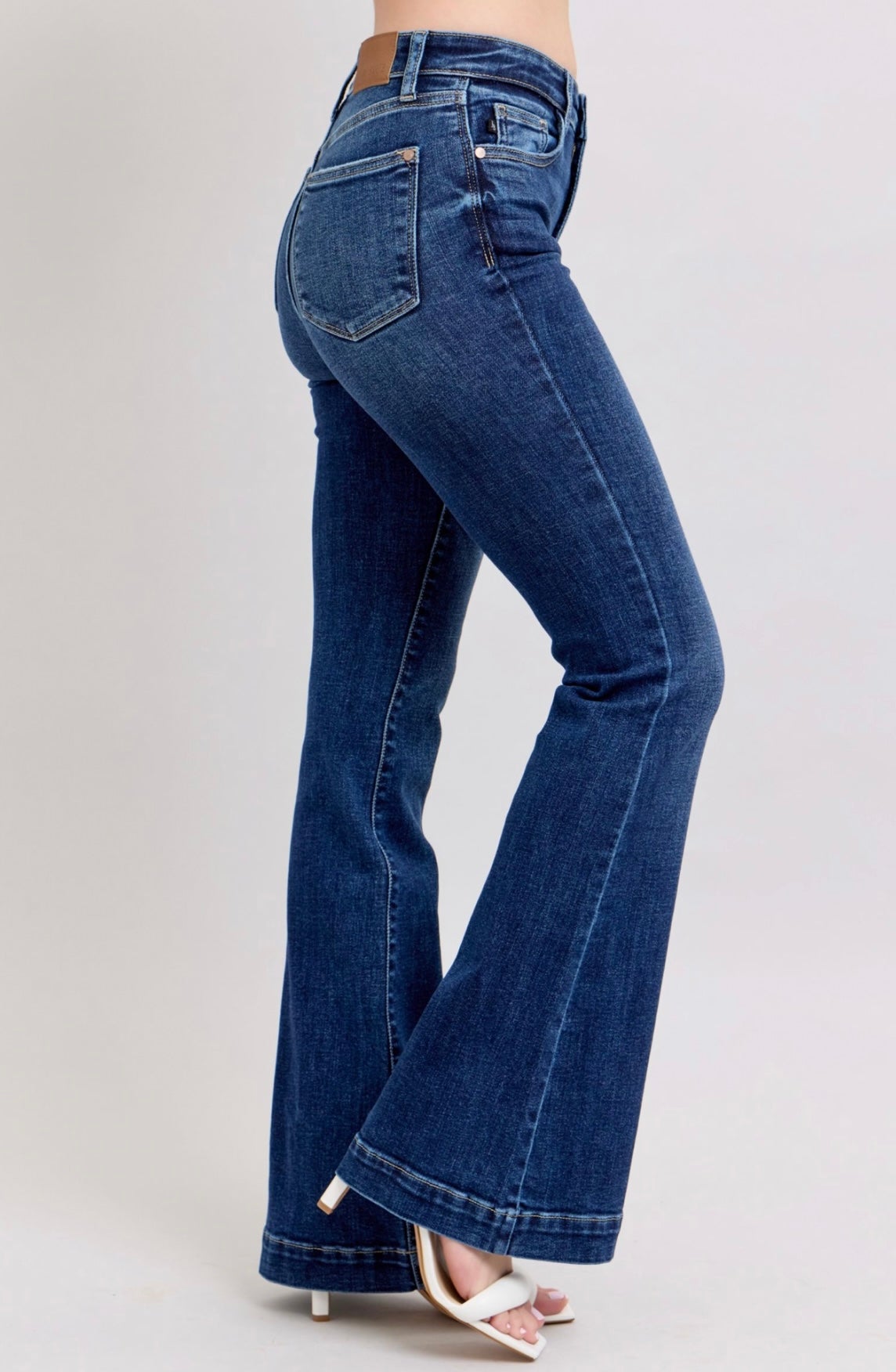 82637 Reg Judy Blue  Jasmine Flare Jeans