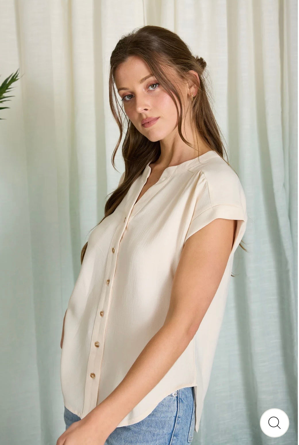 CR2151 CUFFED SLEEVE BUTTON DOWN LIGHTWEIGHT TOP