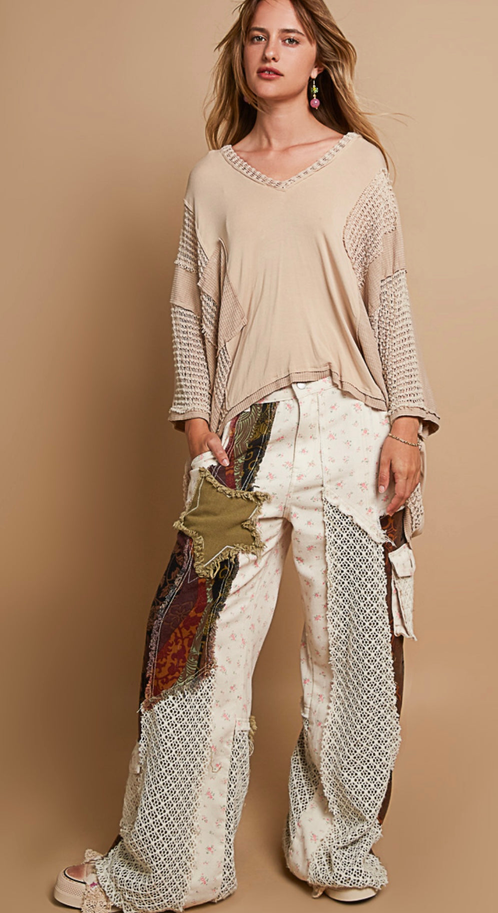 FKT887 V-neckline knit, Oversized Fit