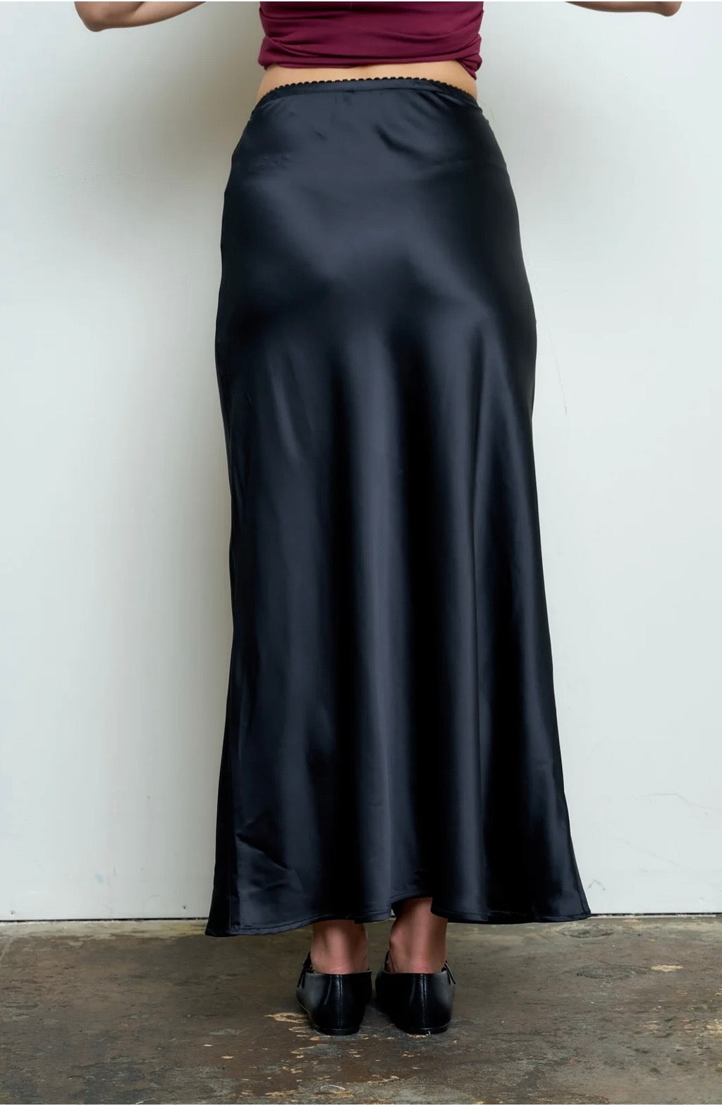 TW1491 SATIN SLIP MIDI SKIRT