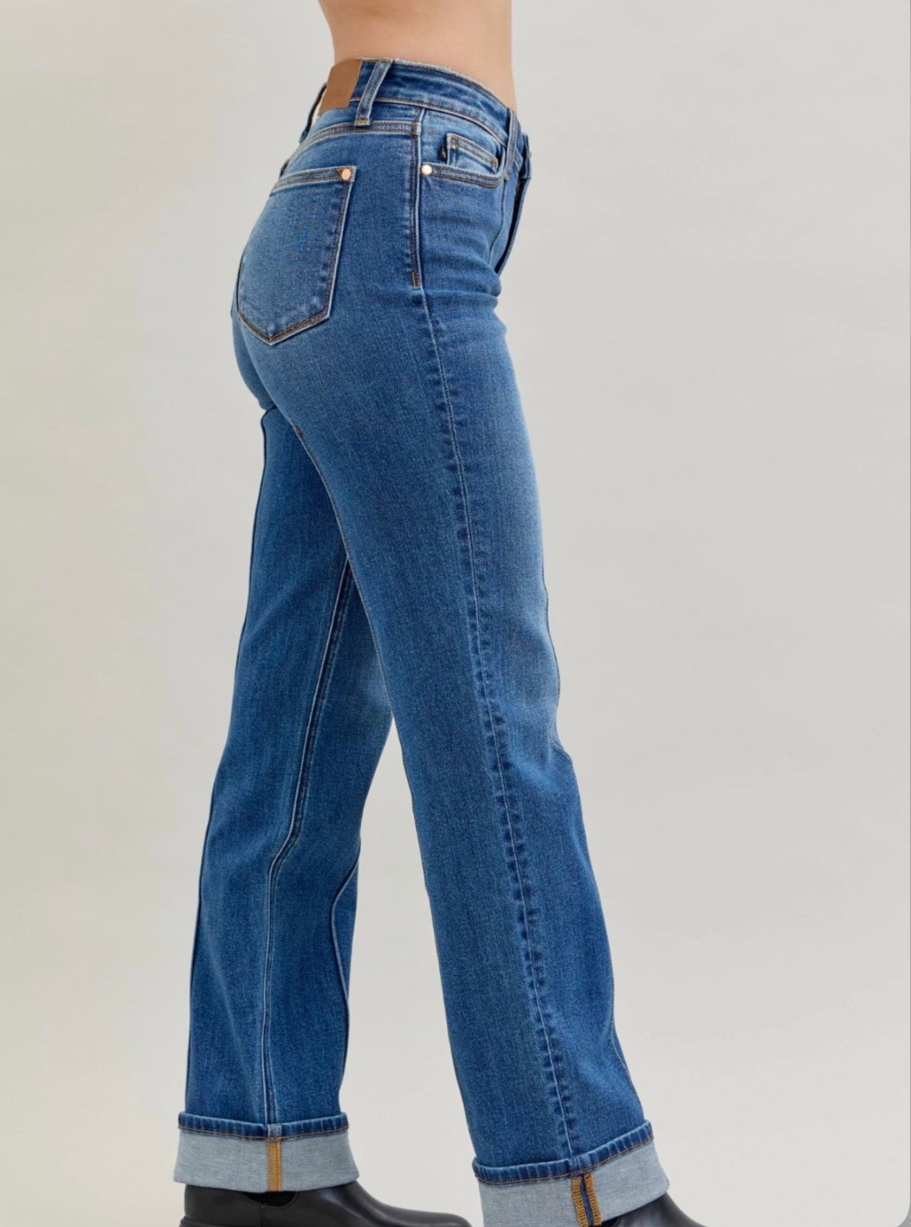 82571REG Judy Blue Jeans HW Front Seam Detail & Cuffed Straight