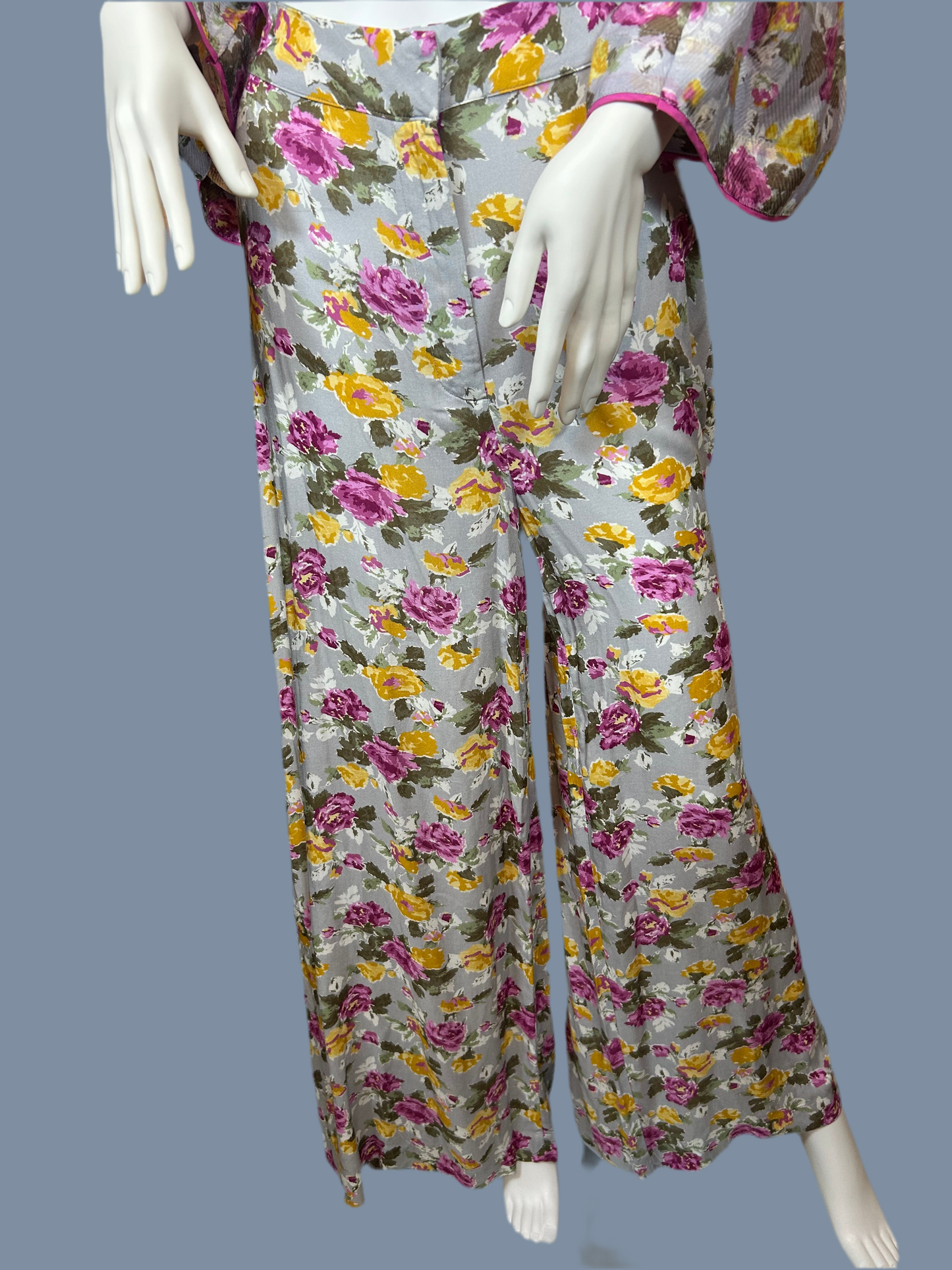 ARATTA Gray Floral Palazzo Pants
