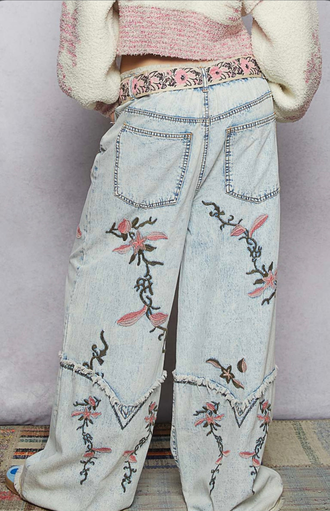 WYP4 Roomy fit bottom in twill with Western-inspired cuffs featuring X-stitch detail