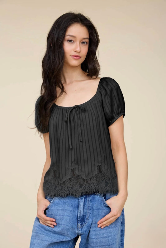 TB9345 PINSTRIPE FRONT TIE LACE HEM SHORT PUFF SLEEVE TOP