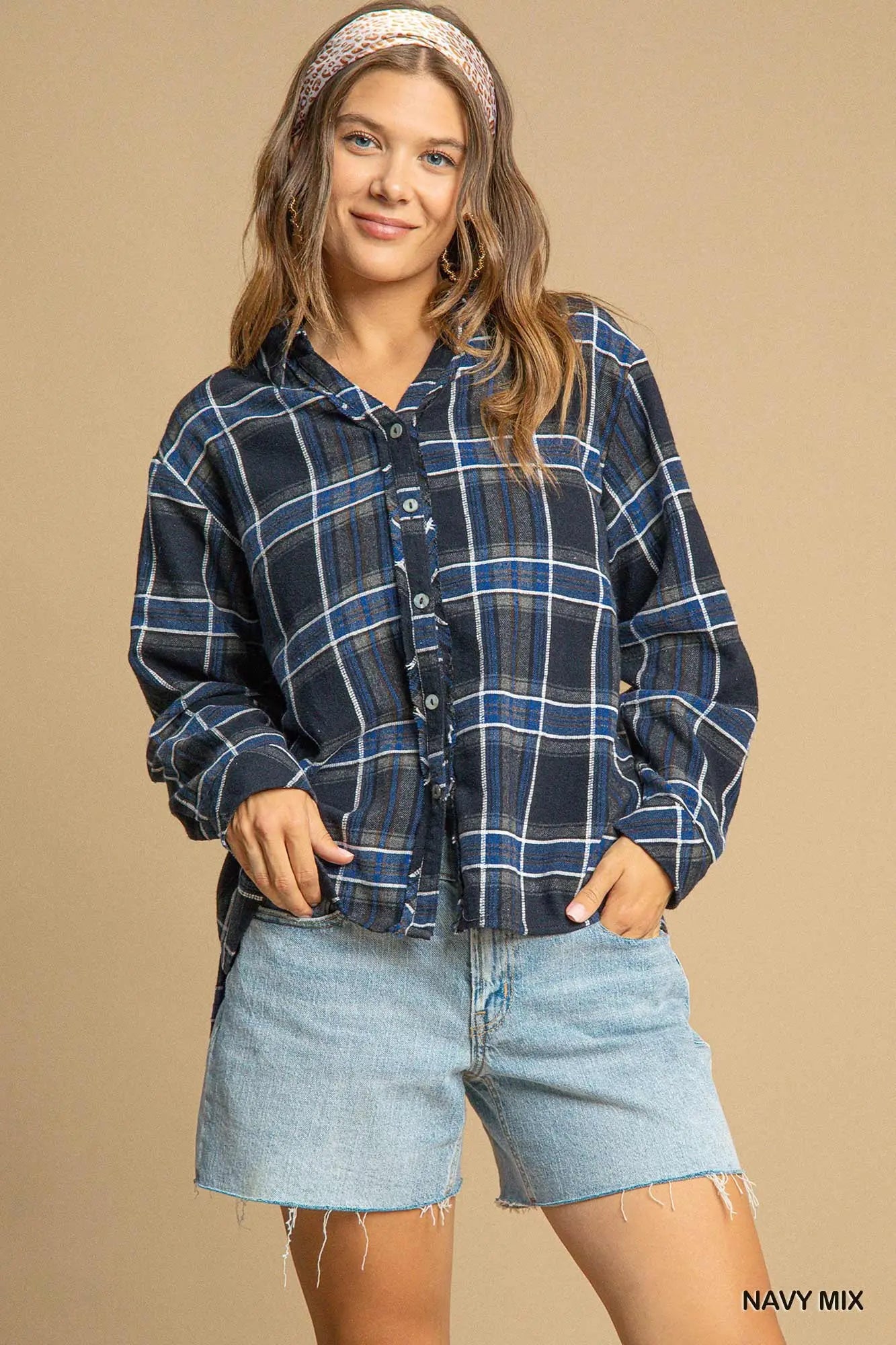 K8972 Checkered Button Down Shirt