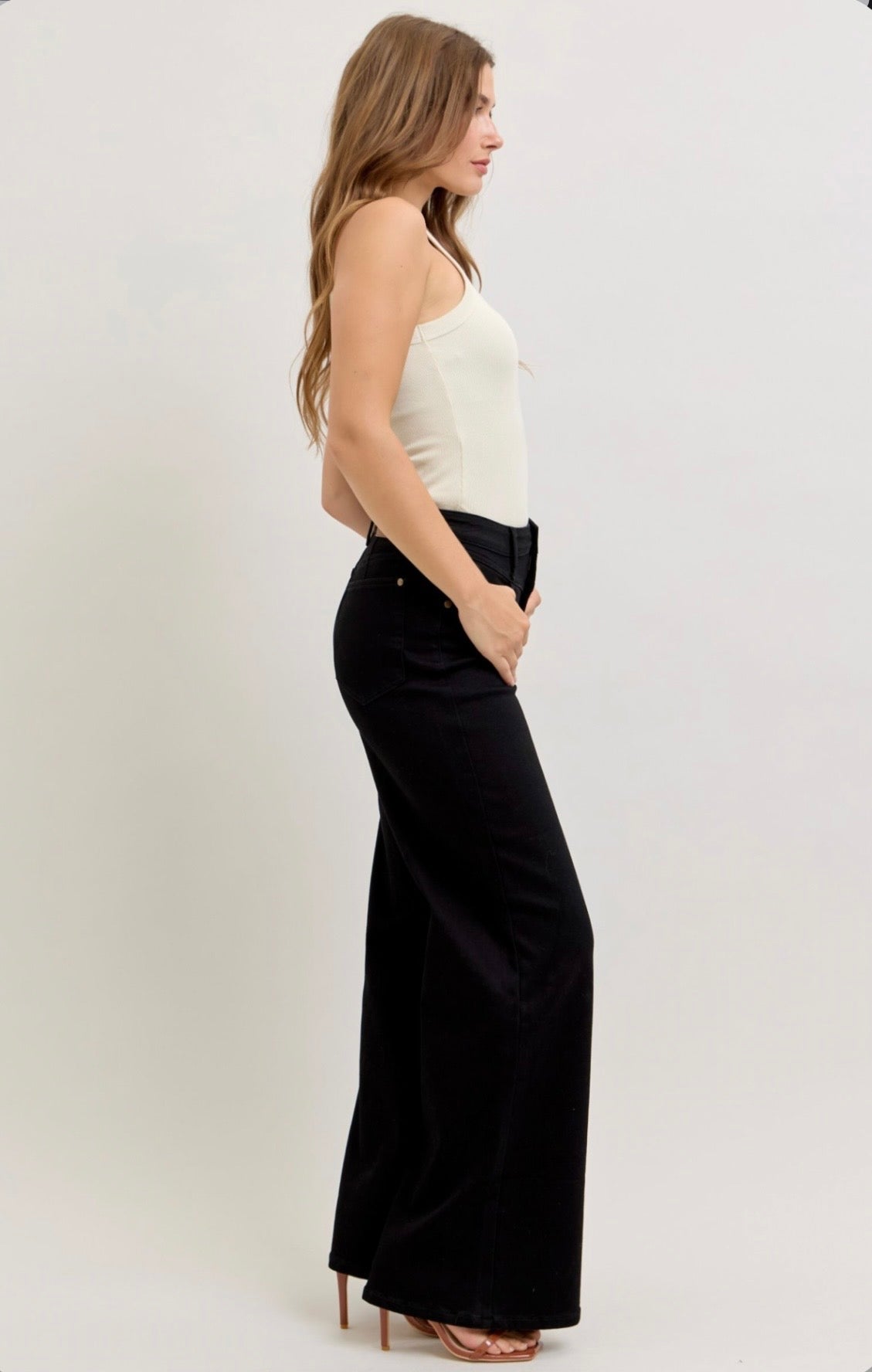 881074REG High Waisted Jeans with Front Yoke-Black