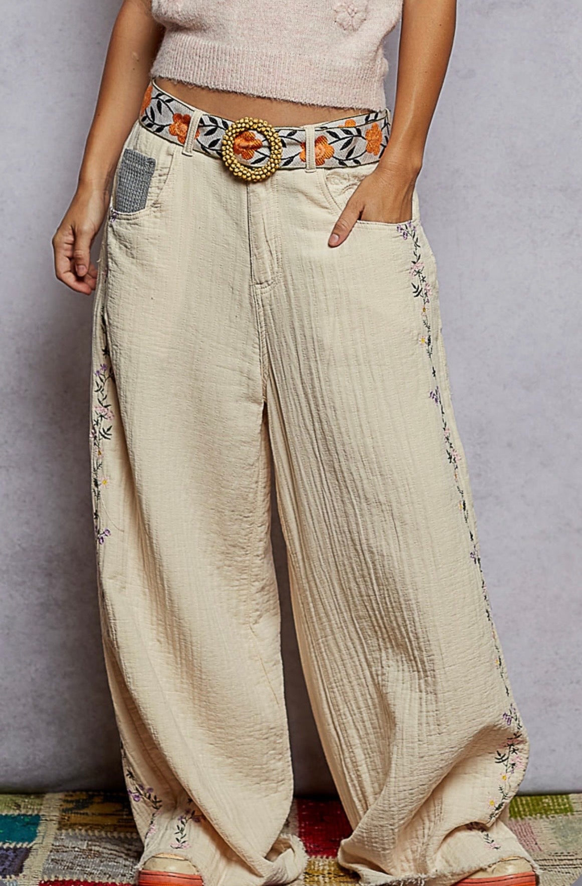 WYP46 Cream Floral Embroidery Contrast Thermal Pant