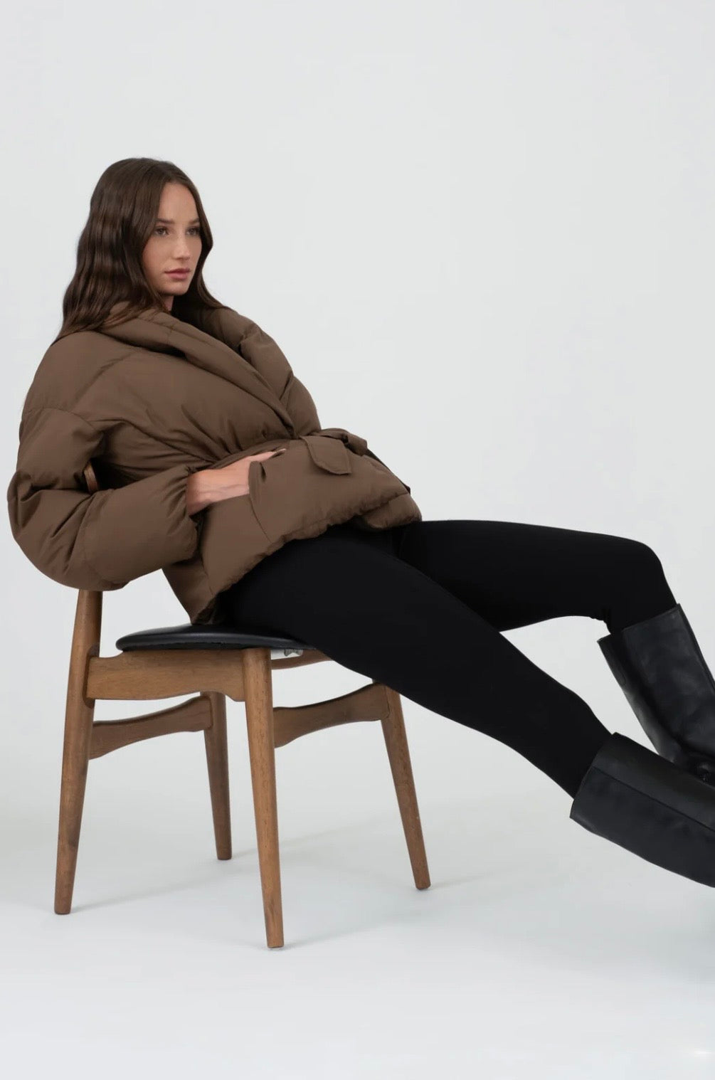 TWS1089 HIGH WAISTED STIRRUP PANTS-Black