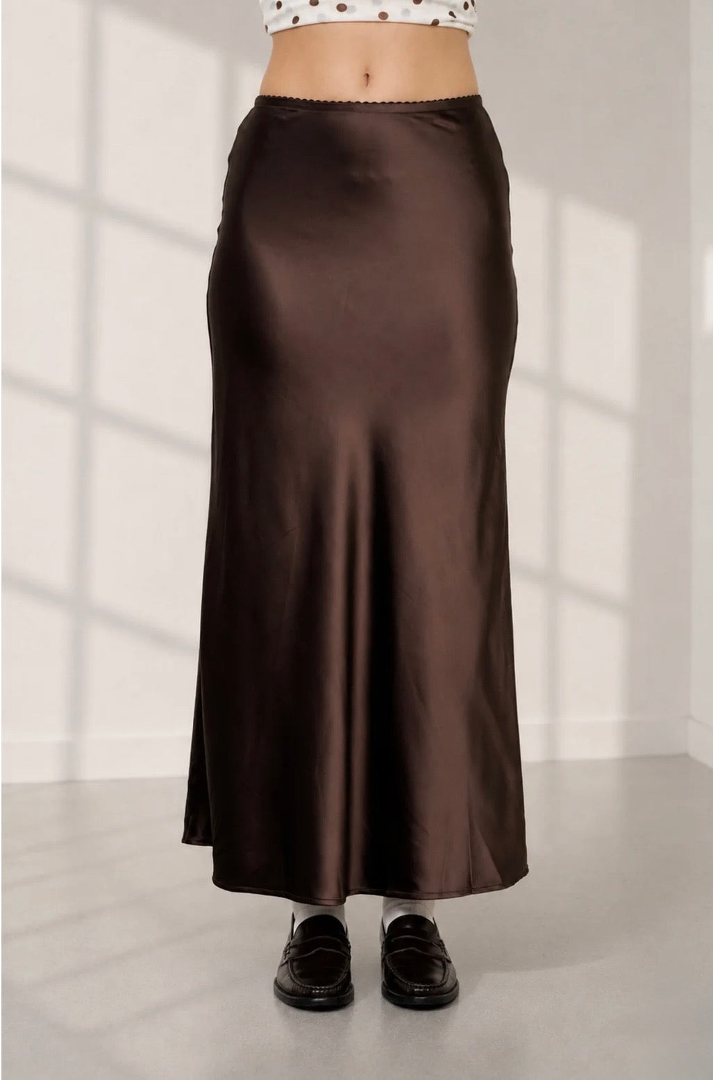 TW1491 SATIN SLIP MIDI SKIRT