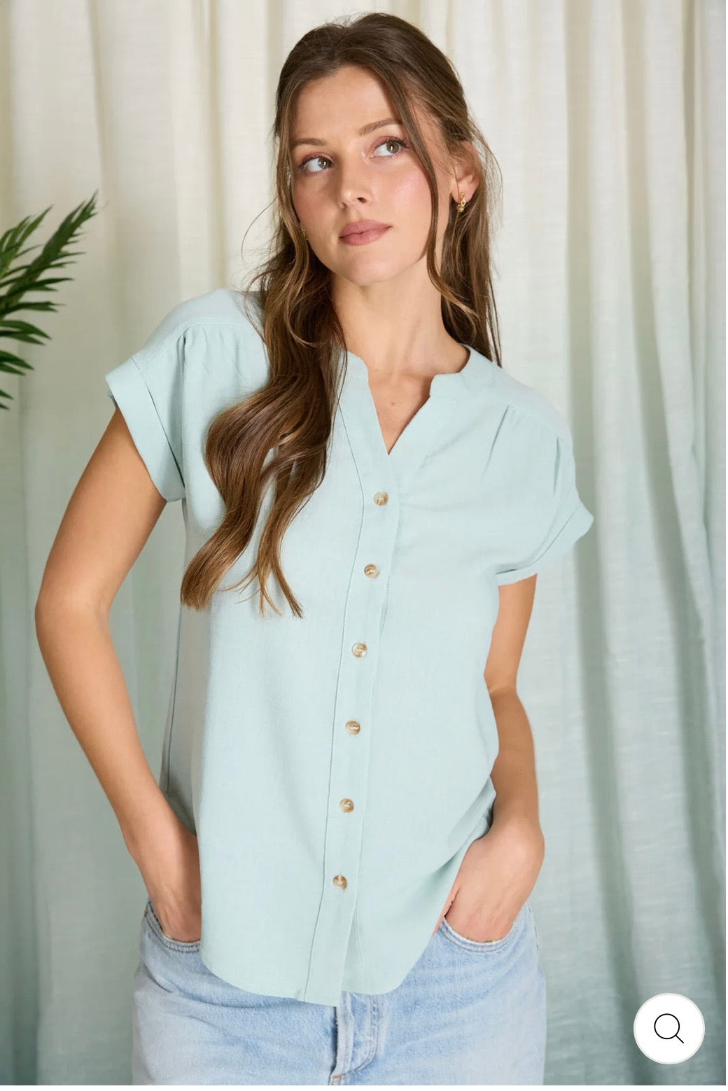 CR2151 CUFFED SLEEVE BUTTON DOWN LIGHTWEIGHT TOP